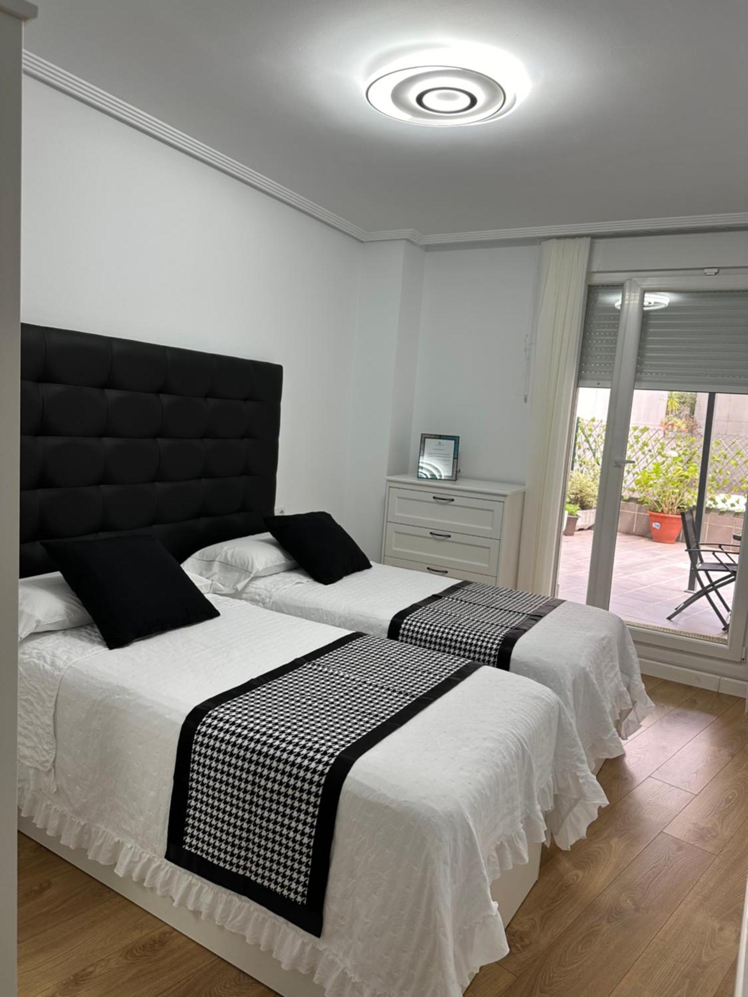 Apartamento Castro Holidays Castro Urdiales Extérieur photo